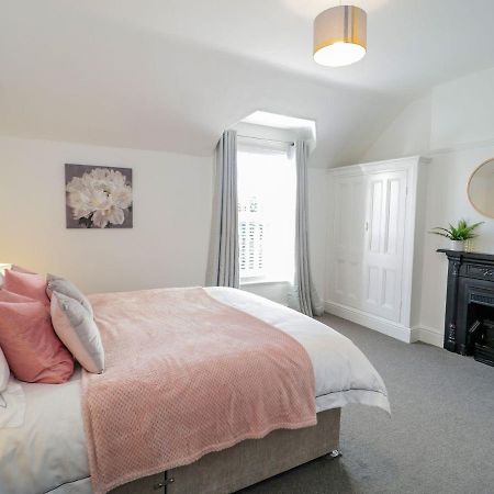 Cadnant Park Maisonette Конуи Екстериор снимка